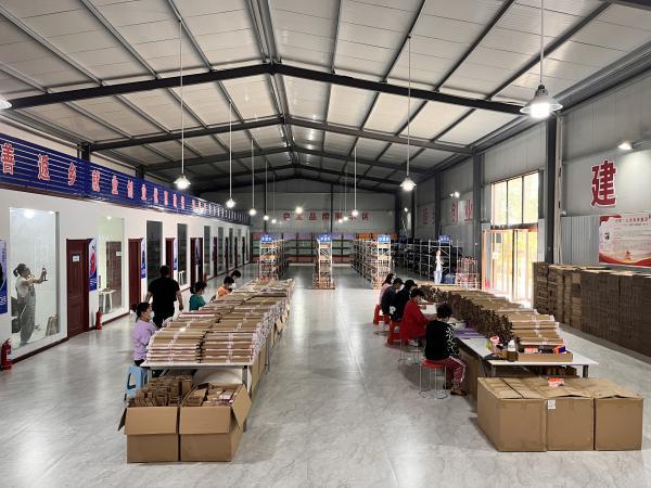 宝丰:8万元启动资金挖出年销5000万的电商渔具